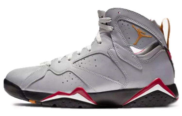 Баскетбольные кроссовки Nike Air Jordan 7 Retro Reflections of a Champion, серебристый
Баскетбольные кроссовки Nike Air Jordan 7 Retro Reflections of a Champion, серебристый