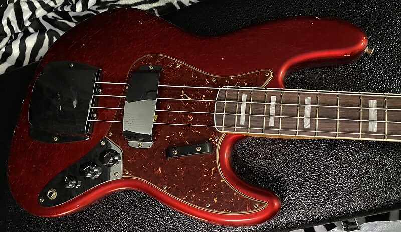 Басс гитара 2023 Fender Custom Shop Dealer Event #186 LIMITED EDITION '66 JAZZ BASS - JOURNEYMAN RELIC - AGED CANDY APPLE RED - Authorized Dealer - RARE! In-Stock! 9.4lbs - G01794
Басс гитара 2023 Fender Custom Shop Dealer Event #186 LIMITED EDITION '66 JAZZ BASS - JOURNEYMAN RELIC - AGED CANDY APPLE RED - Authorized Dealer - RARE! In-Stock! 9.4lbs - G01794