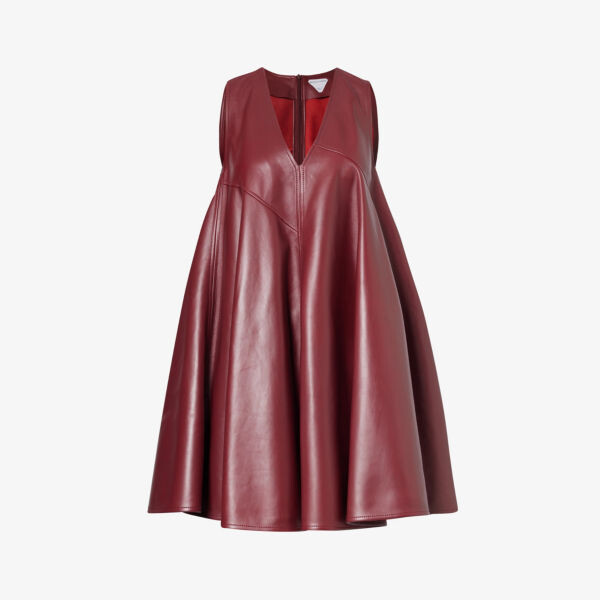 Кожаное мини-платье А-силуэта с V-образным вырезом Bottega Veneta, цвет pomegranate
Кожаное мини-платье А-силуэта с V-образным вырезом Bottega Veneta, цвет pomegranate