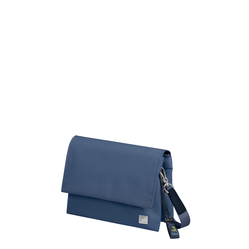 Синяя сумка Samsonite Workationist из переработанного материала SAMSONITE, синий
Синяя сумка Samsonite Workationist из переработанного материала SAMSONITE, синий
