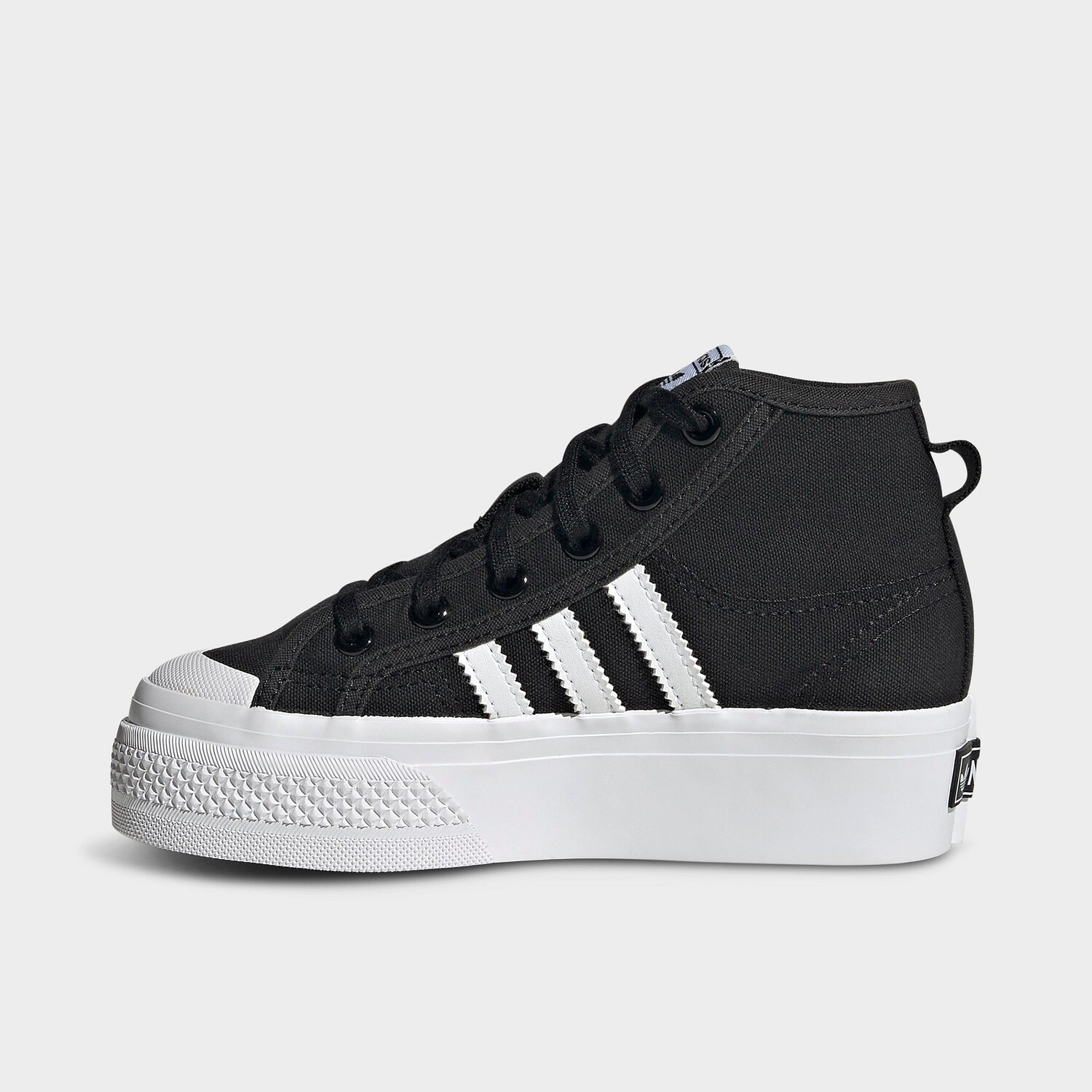Повседневная обувь adidas Originals Nizza для девочек на средней платформе для маленьких детей, черный
Повседневная обувь adidas Originals Nizza для девочек на средней платформе для маленьких детей, черный