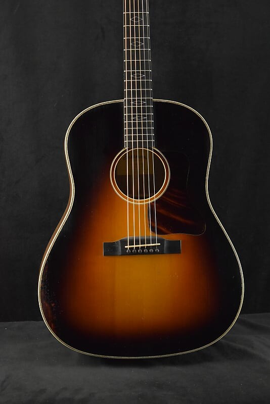 Акустическая гитара Eastman E22SS/V-SB Sloped Shoulder Walnut Dreadnought Antique Varnish Sunburst
Акустическая гитара Eastman E22SS/V-SB Sloped Shoulder Walnut Dreadnought Antique Varnish Sunburst