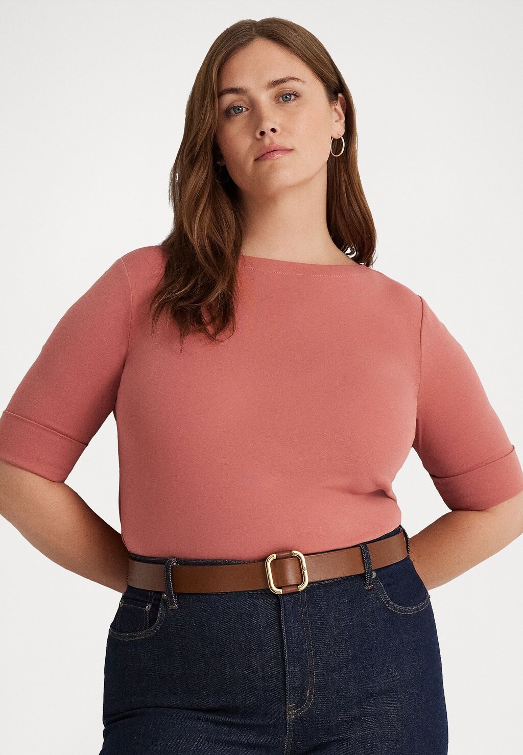 Футболка базовая JUDY ELBOW SLEEVE Lauren Ralph Lauren Woman, цвет pink mahogany
Футболка базовая JUDY ELBOW SLEEVE Lauren Ralph Lauren Woman, цвет pink mahogany