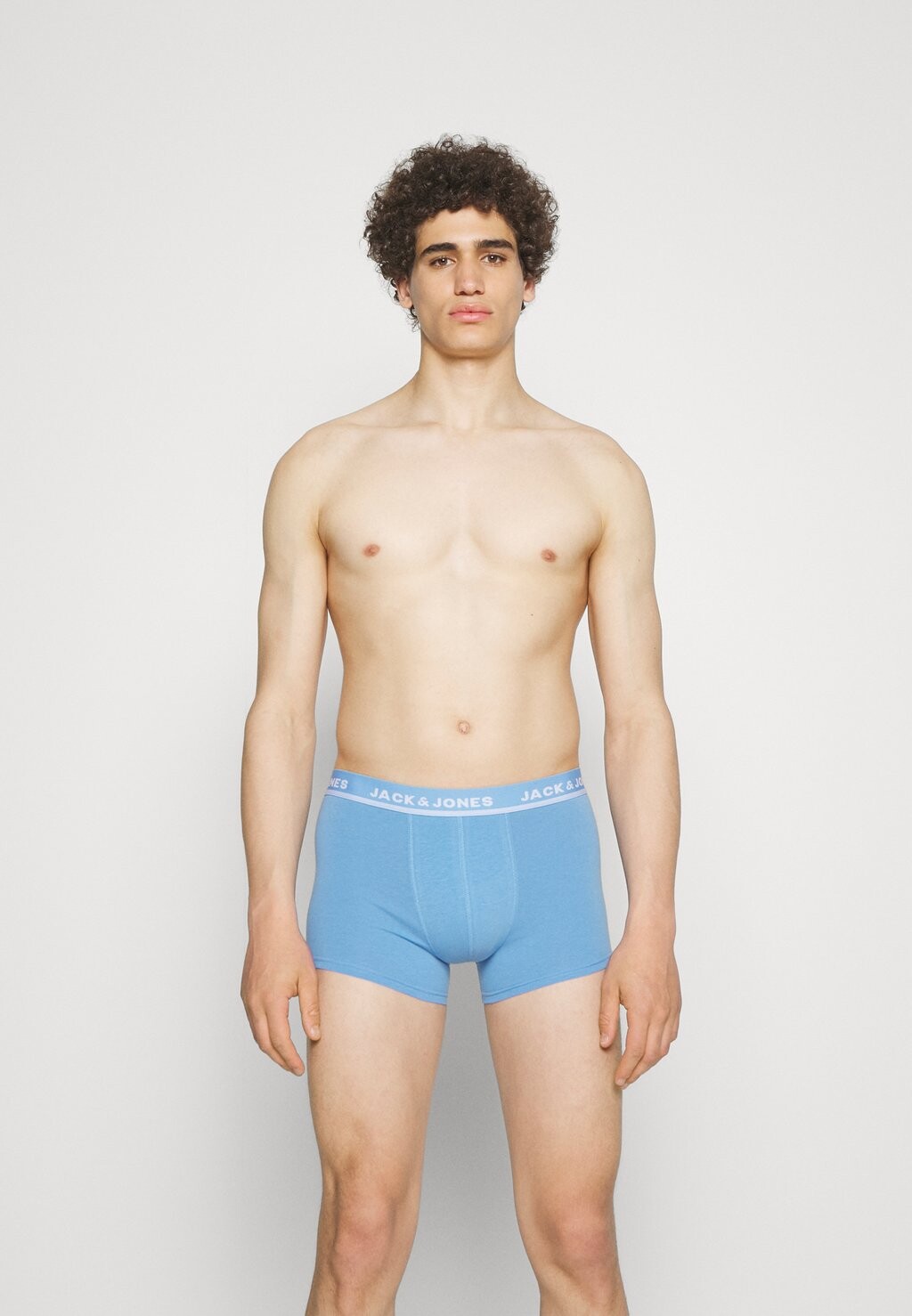 Брюки НАБОР JACCOLORFUL KENT TRUNKS, 5 ПАКЕТОВ Jack & Jones, серебристо-голубой/темно-синий блейзер/горько-сладкий/изобилие
Брюки НАБОР JACCOLORFUL KENT TRUNKS, 5 ПАКЕТОВ Jack & Jones, серебристо-голубой/темно-синий блейзер/горько-сладкий/изобилие