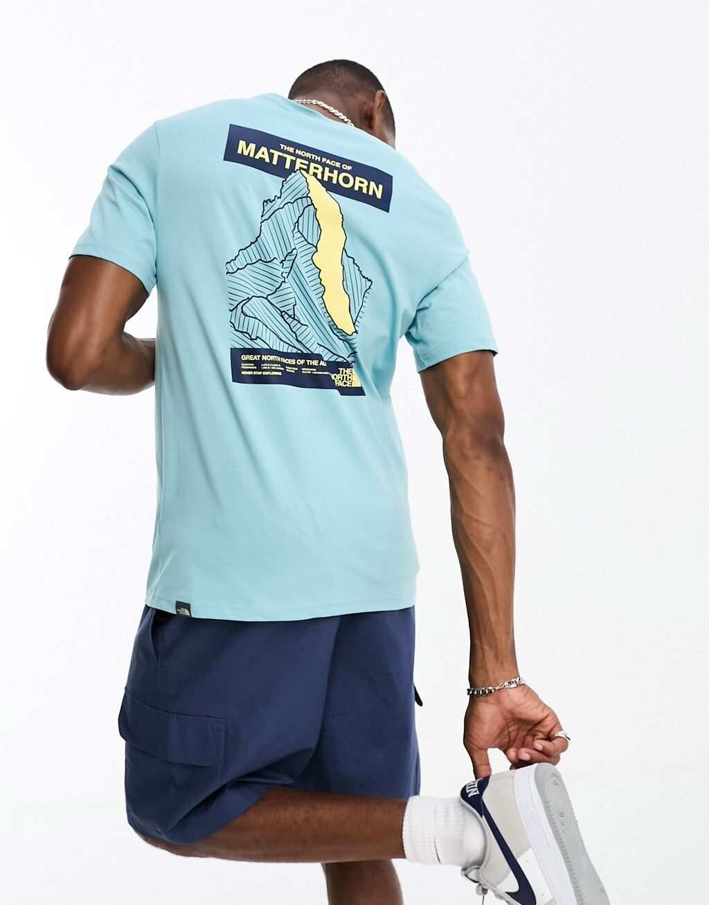 Синяя футболка с принтом на спине The North Face Matterhorn Face эксклюзивно на ASOS, Синий
Синяя футболка с принтом на спине The North Face Matterhorn Face эксклюзивно на ASOS, Синий