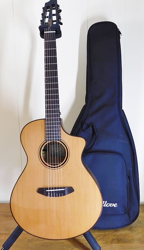 Акустическая гитара 2023 Breedlove Persuit Exotic S Concert Nylon CE Cedar/Myrtlewood Brand New Bundle !
Акустическая гитара 2023 Breedlove Persuit Exotic S Concert Nylon CE Cedar/Myrtlewood Brand New Bundle !