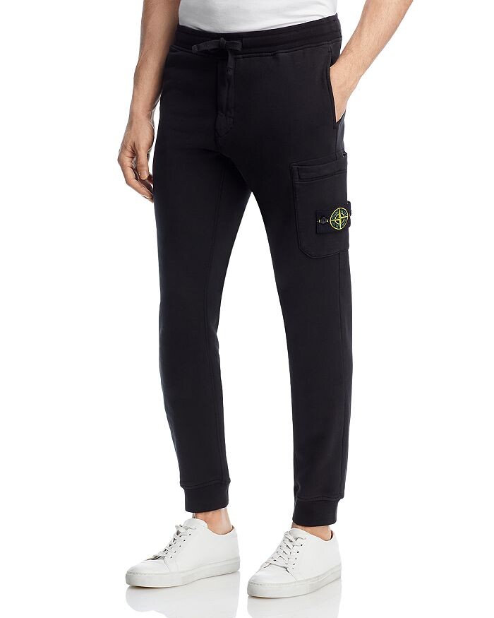 Брюки-джоггеры Slim Fit из окрашенного в готовом виде флиса Stone Island, Черный
Брюки-джоггеры Slim Fit из окрашенного в готовом виде флиса Stone Island, Черный