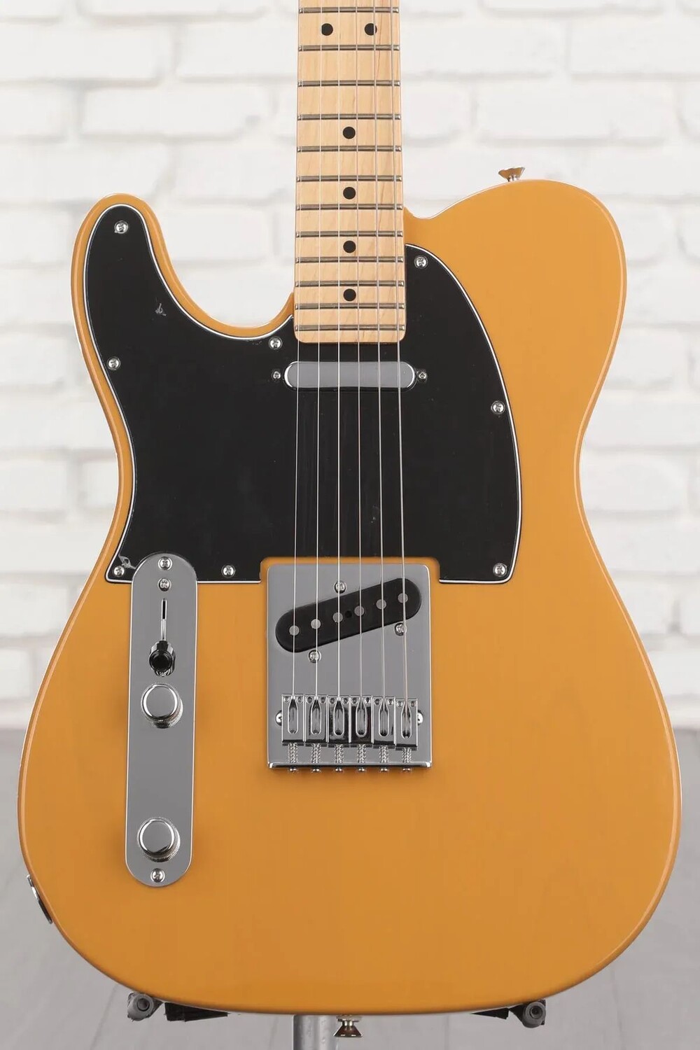 Fender Player Telecaster Left-handed — блондинка цвета ириски с кленовой накладкой на грифе
Fender Player Telecaster Left-handed — блондинка цвета ириски с кленовой накладкой на грифе