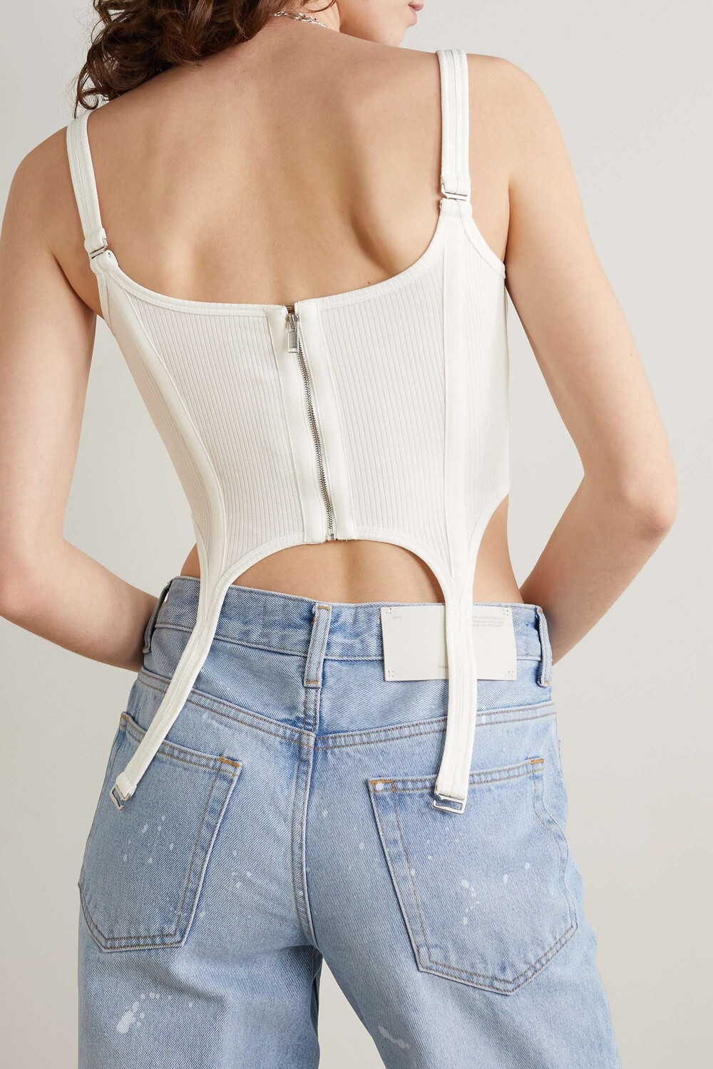 DION LEE Майка Combat из эластичного хлопкового джерси в рубчик с отделкой в крупный рубчик, слоновая кость
DION LEE Майка Combat из эластичного хлопкового джерси в рубчик с отделкой в крупный рубчик, слоновая кость