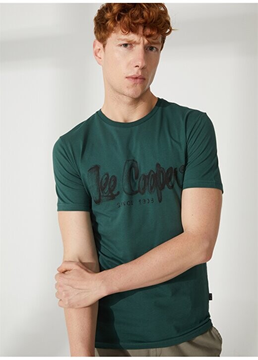 Зеленая мужская футболка с круглым вырезом 232 LCM 242029 DRAWINGLOGO GREEN Lee Cooper, зеленый
Зеленая мужская футболка с круглым вырезом 232 LCM 242029 DRAWINGLOGO GREEN Lee Cooper, зеленый