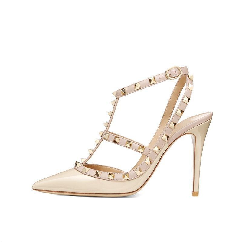 Туфли женские на высоком каблуке Lukecsion, цвет Two-tone varnished leather nude color (6cm)
Туфли женские на высоком каблуке Lukecsion, цвет Two-tone varnished leather nude color (6cm)