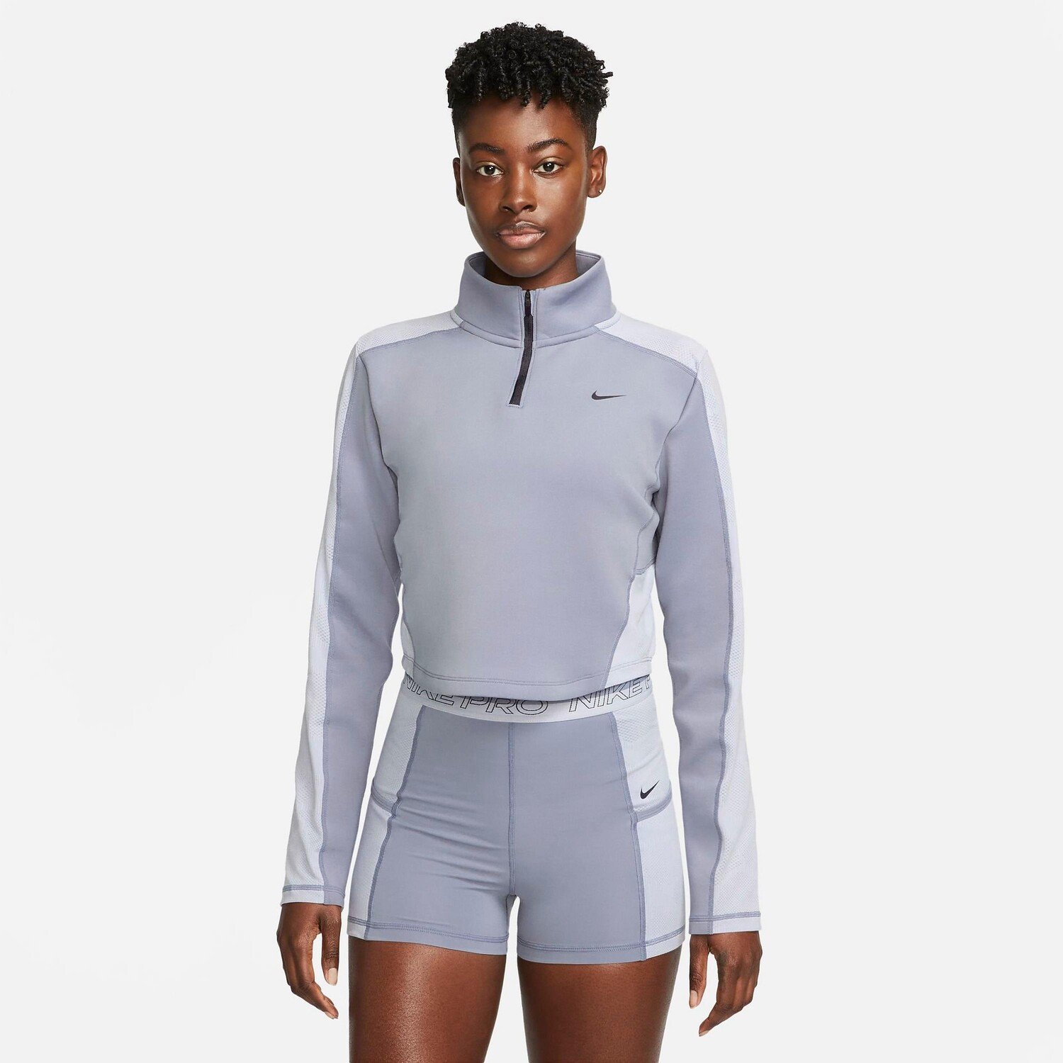 Женская спортивная футболка Nike Dri-FIT с молнией в четверть четверти, фиолетовый
Женская спортивная футболка Nike Dri-FIT с молнией в четверть четверти, фиолетовый