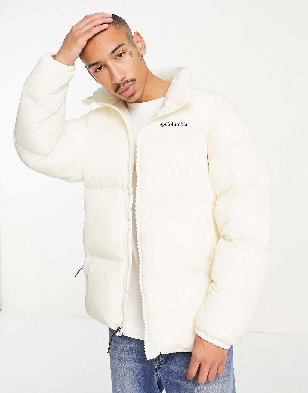 Белоснежная куртка-пуховик из мятого нейлона Columbia Puffect эксклюзивно на ASOS
Белоснежная куртка-пуховик из мятого нейлона Columbia Puffect эксклюзивно на ASOS