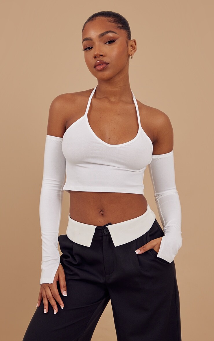 PrettyLittleThing Белый укороченный топ с открытыми плечами и лямками на бретельках из джерси
PrettyLittleThing Белый укороченный топ с открытыми плечами и лямками на бретельках из джерси