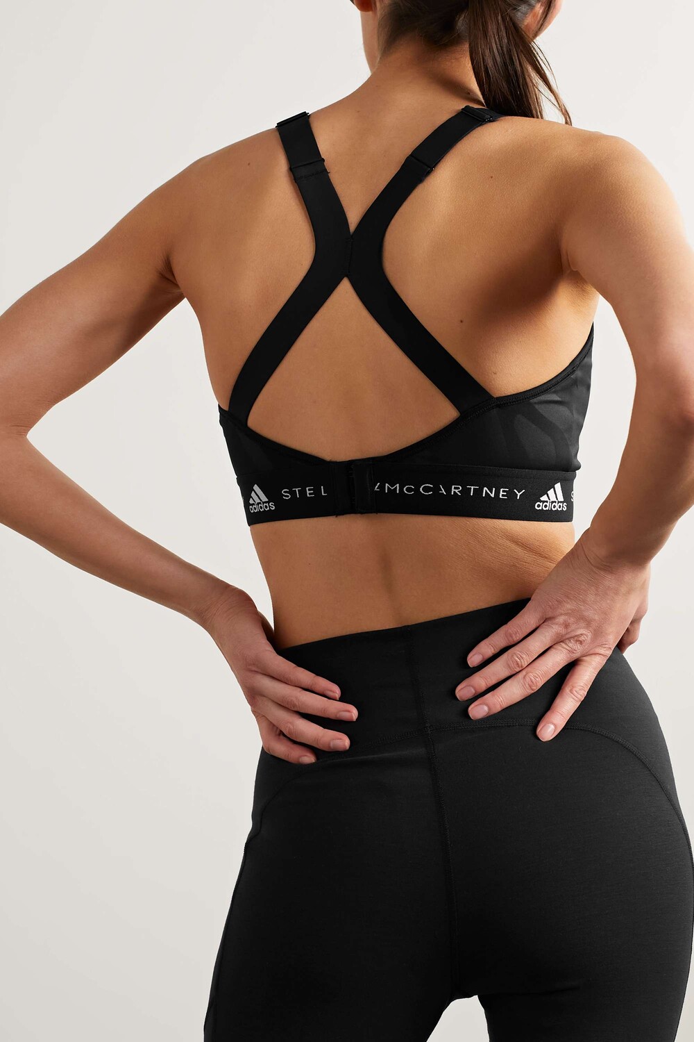 ADIDAS BY STELLA MCCARTNEY + Бюстгальтер для кормления Parley из эластичного переработанного материала с принтом, черный
ADIDAS BY STELLA MCCARTNEY + Бюстгальтер для кормления Parley из эластичного переработанного материала с принтом, черный