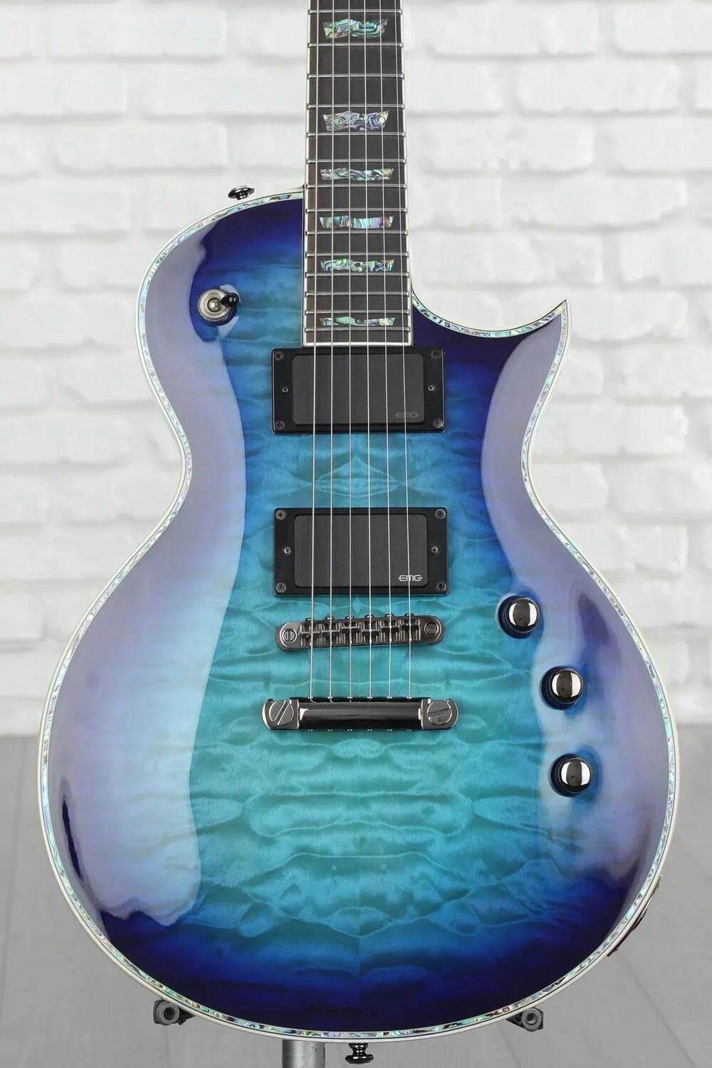 Электрогитара ESP LTD EC-1000 QM — Violet Shadow — эксклюзивная демо-версия Sweetwater
Электрогитара ESP LTD EC-1000 QM — Violet Shadow — эксклюзивная демо-версия Sweetwater