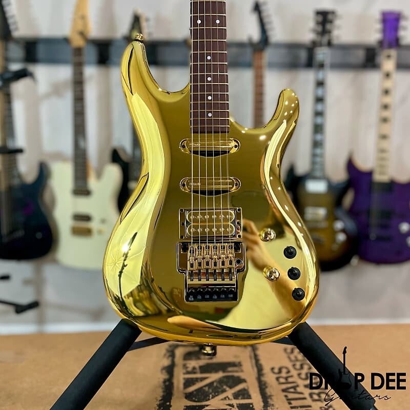 Электрогитара Ibanez Joe Satriani Signature JS2GD Electric Guitar w/ Case-Gold
Электрогитара Ibanez Joe Satriani Signature JS2GD Electric Guitar w/ Case-Gold