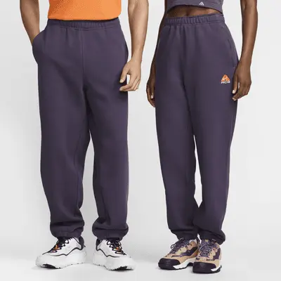 Брюки Nike ACG Lungs Therma-FIT Repel "Tuff Fleece" Pants, цвет Dark Raisin/Safety Orange/Summit White
Брюки Nike ACG Lungs Therma-FIT Repel "Tuff Fleece" Pants, цвет Dark Raisin/Safety Orange/Summit White