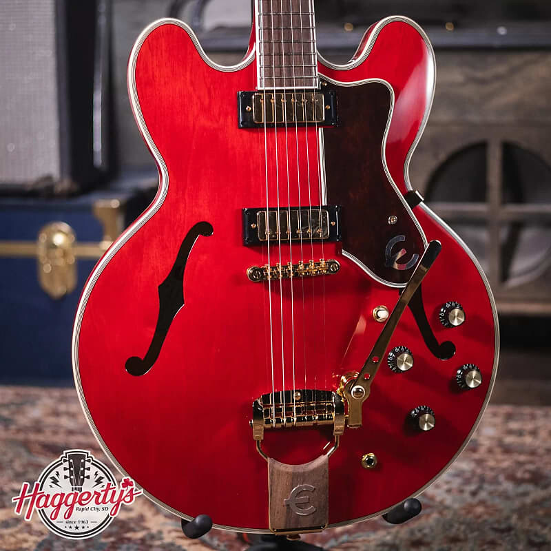 Электрогитара Epiphone 150th Anniversary Sheraton - Cherry with Hard Shell Case
Электрогитара Epiphone 150th Anniversary Sheraton - Cherry with Hard Shell Case