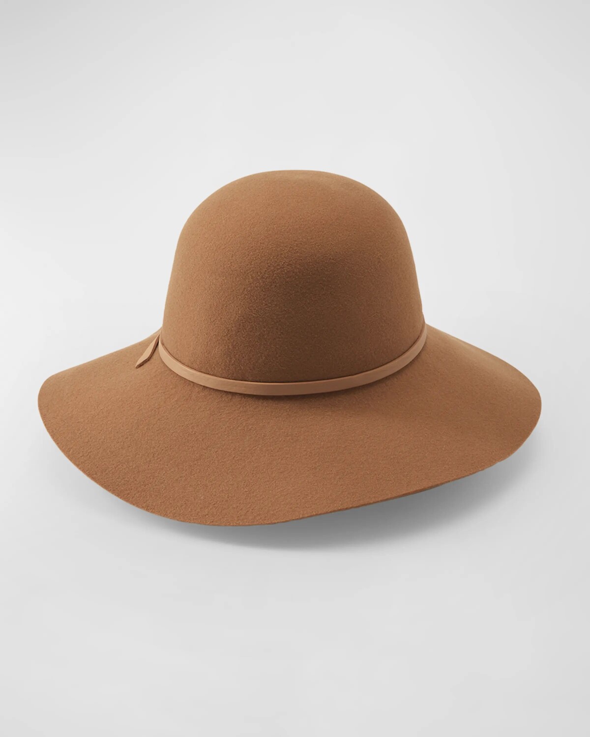 Шляпа Sofia с большими полями из шерстяного фетра Helen Kaminski, цвет Camel Nut
Шляпа Sofia с большими полями из шерстяного фетра Helen Kaminski, цвет Camel Nut