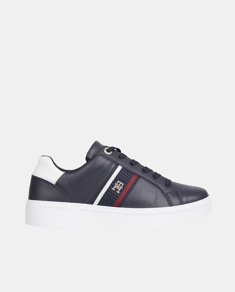 Низкие женские кроссовки в форме шлема с полосками по бокам и логотипом Tommy Hilfiger, темно-синий
Низкие женские кроссовки в форме шлема с полосками по бокам и логотипом Tommy Hilfiger, темно-синий