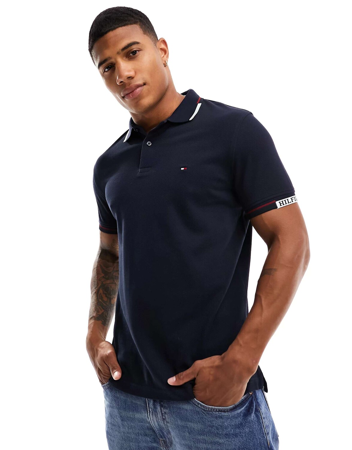 Tommy Hilfiger Футболка-поло узкого кроя с манжетами hilfiger цвета пустынного неба
Tommy Hilfiger Футболка-поло узкого кроя с манжетами hilfiger цвета пустынного неба