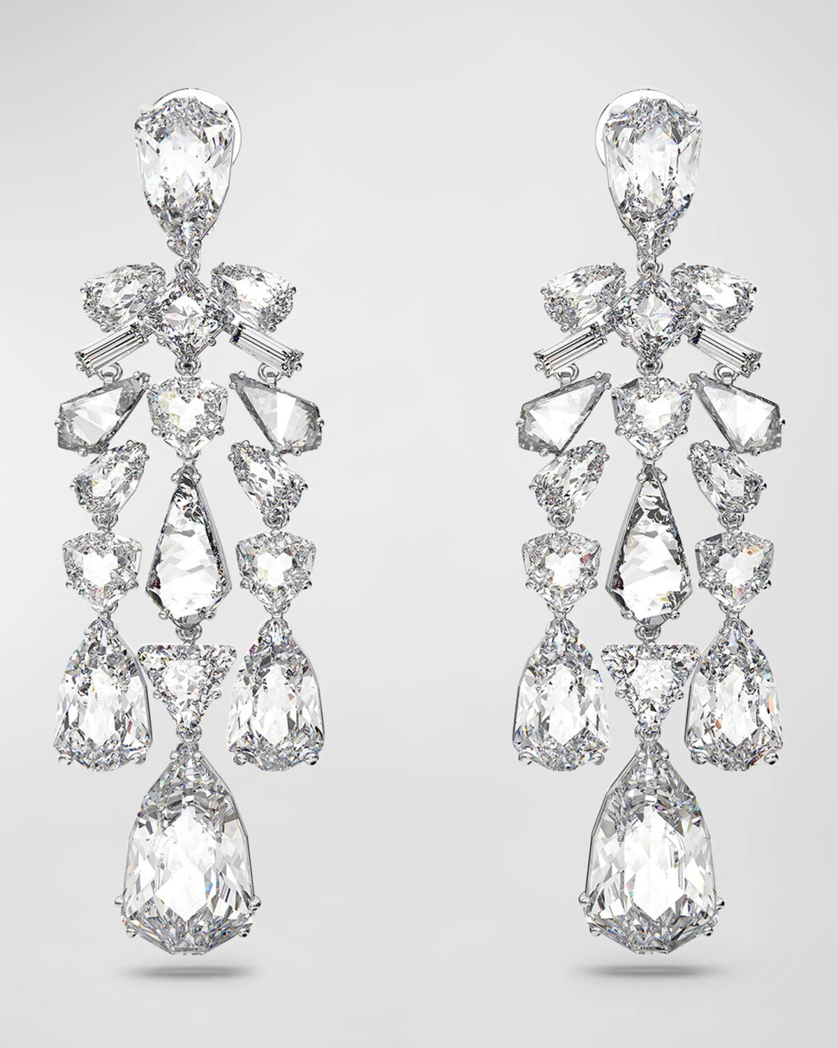 Серьги-подвески Mesmera с родиевым покрытием и кристаллами разной огранки SWAROVSKI, цвет Crystal
Серьги-подвески Mesmera с родиевым покрытием и кристаллами разной огранки SWAROVSKI, цвет Crystal