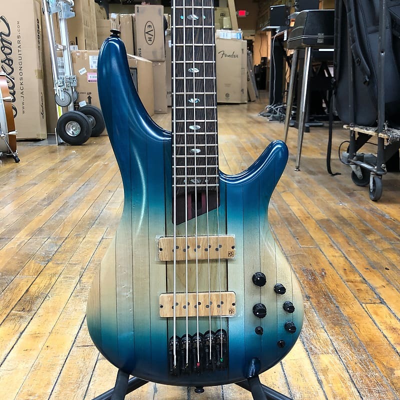 

Ibanez Premium SR5CMLTD 5-струнная бас-гитара Карибский остров Low Gloss с мягкой сумкой для концерта Premium SR5CMLTD 5-String Bass