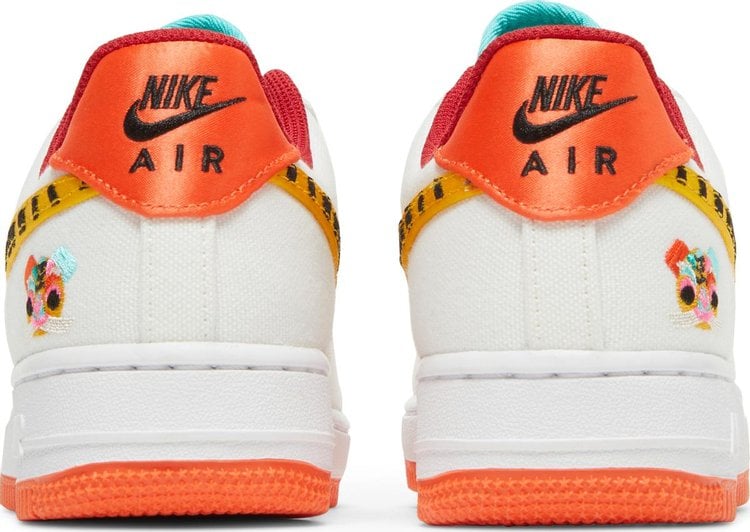 Nike Wmns Air Force 1 07 LX