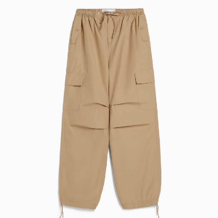 

Брюки Bershka Cotton Cargo Parachute, бежевый