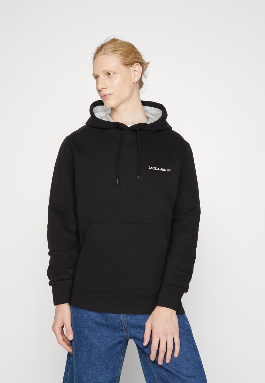 

Толстовка JJCONVERT HOOD Jack & Jones, черный