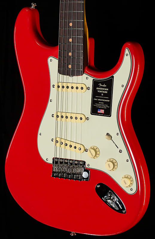 Электрогитара Fender American Vintage II 1961 Stratocaster Rosewood Fingerboard Fiesta Red электрогитара fender american vintage ii 1961 stratocaster rosewood fingerboard 3 color sunburst lefty