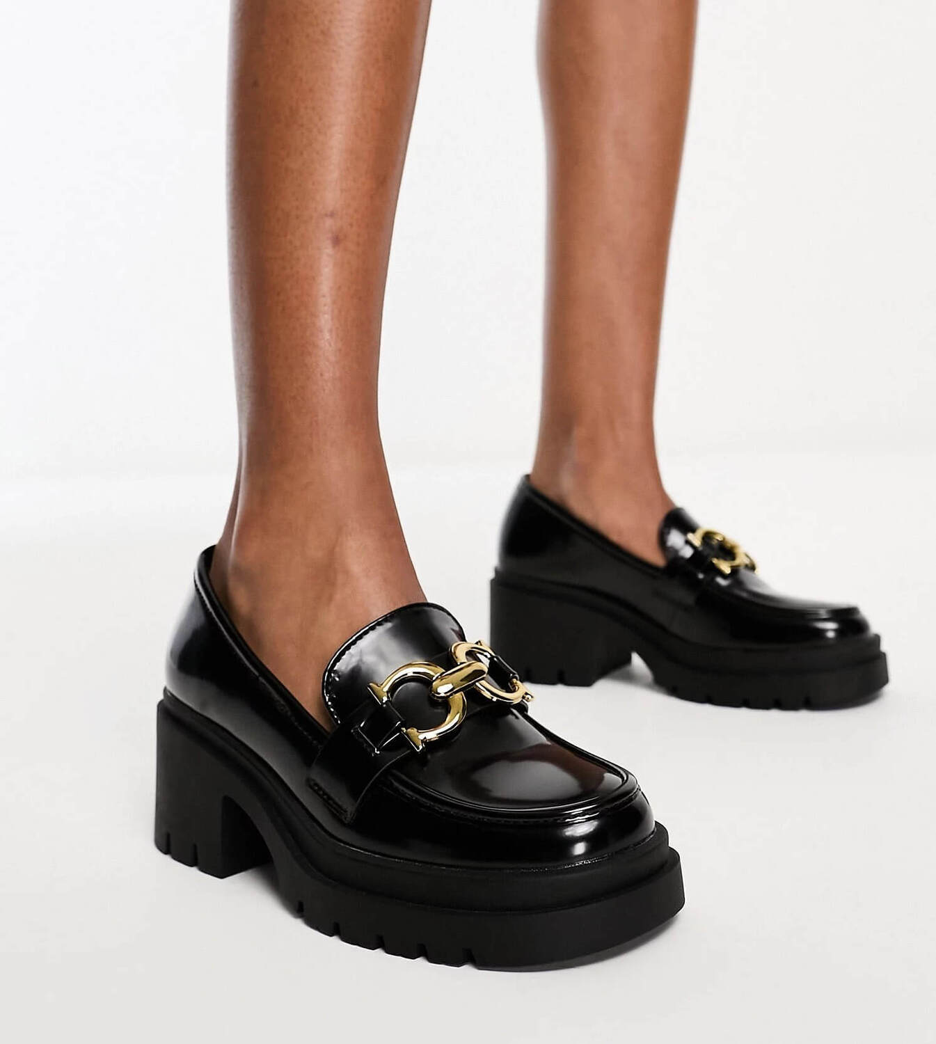 

Лоферы с пряжкой Glamorous Chunky Mid Heeled, черный/золотой