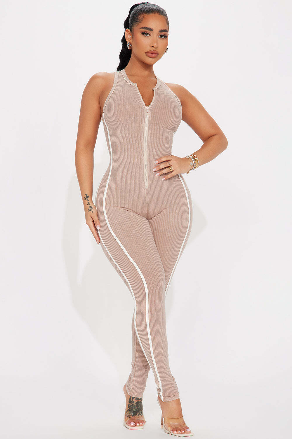 

Комбинезон Fashion Nova NMY4256, песочный