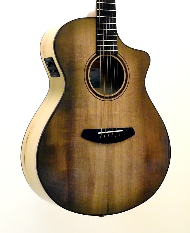 

Breedlove Pursuit Exotic S Concert Sweetgrass CE Myrtlewood-Myrtlewood PSCN41CEMYMY