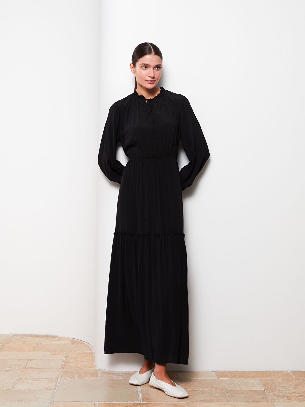 

Женское платье из вискозы с прямым воротником и длинным рукавом LCW Modest