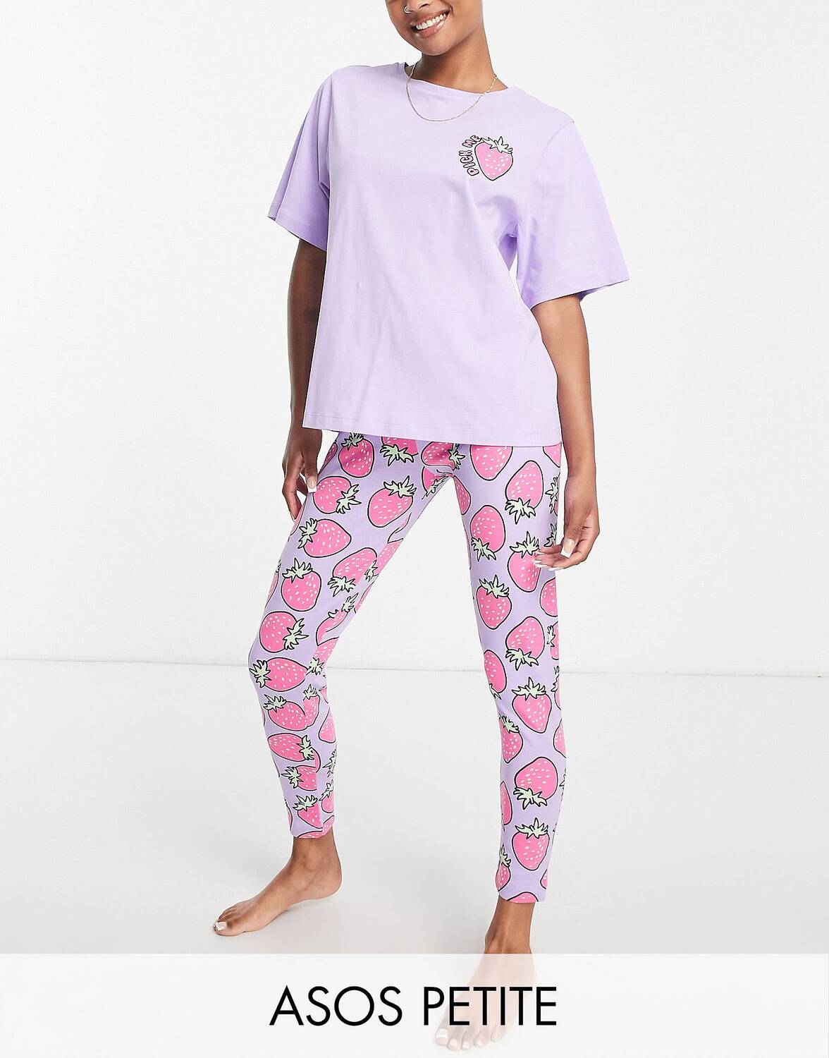 

Сиреневый комплект с футболкой и леггинсами ASOS DESIGN Petite