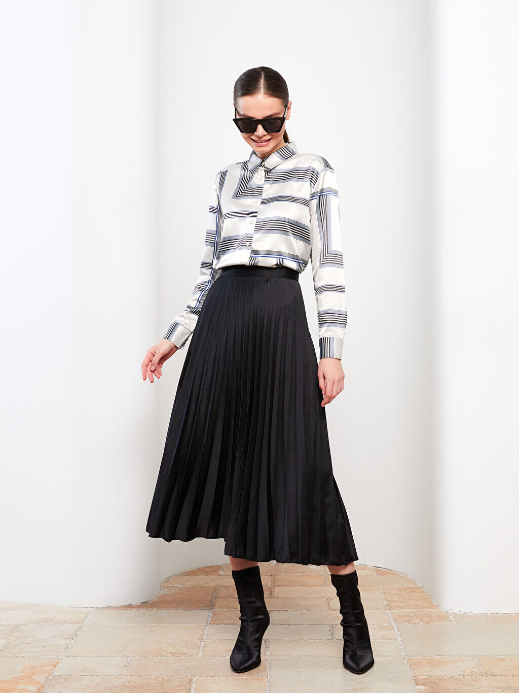 

Простая плиссированная атласная Женская юбка LCW Modest