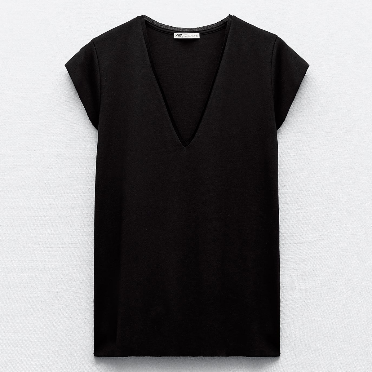 

Футболка Zara V-Neck Cotton, черный