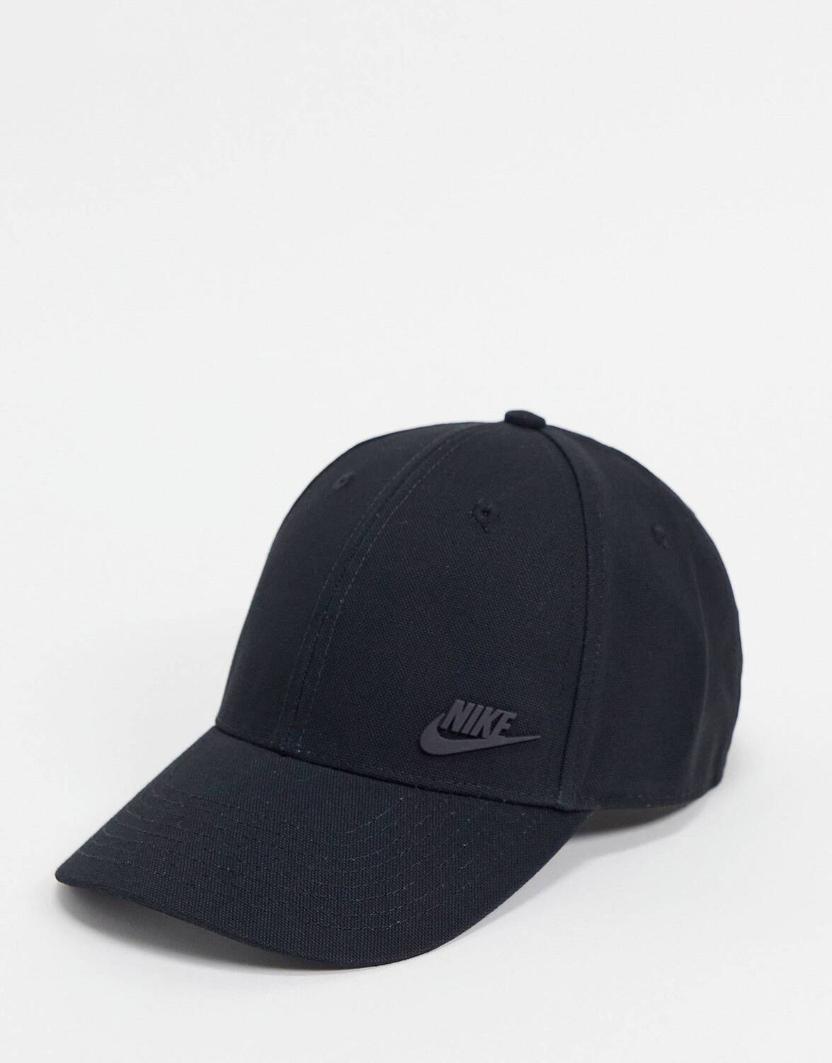 

Черная металлическая кепка Nike Futura с логотипом в тон