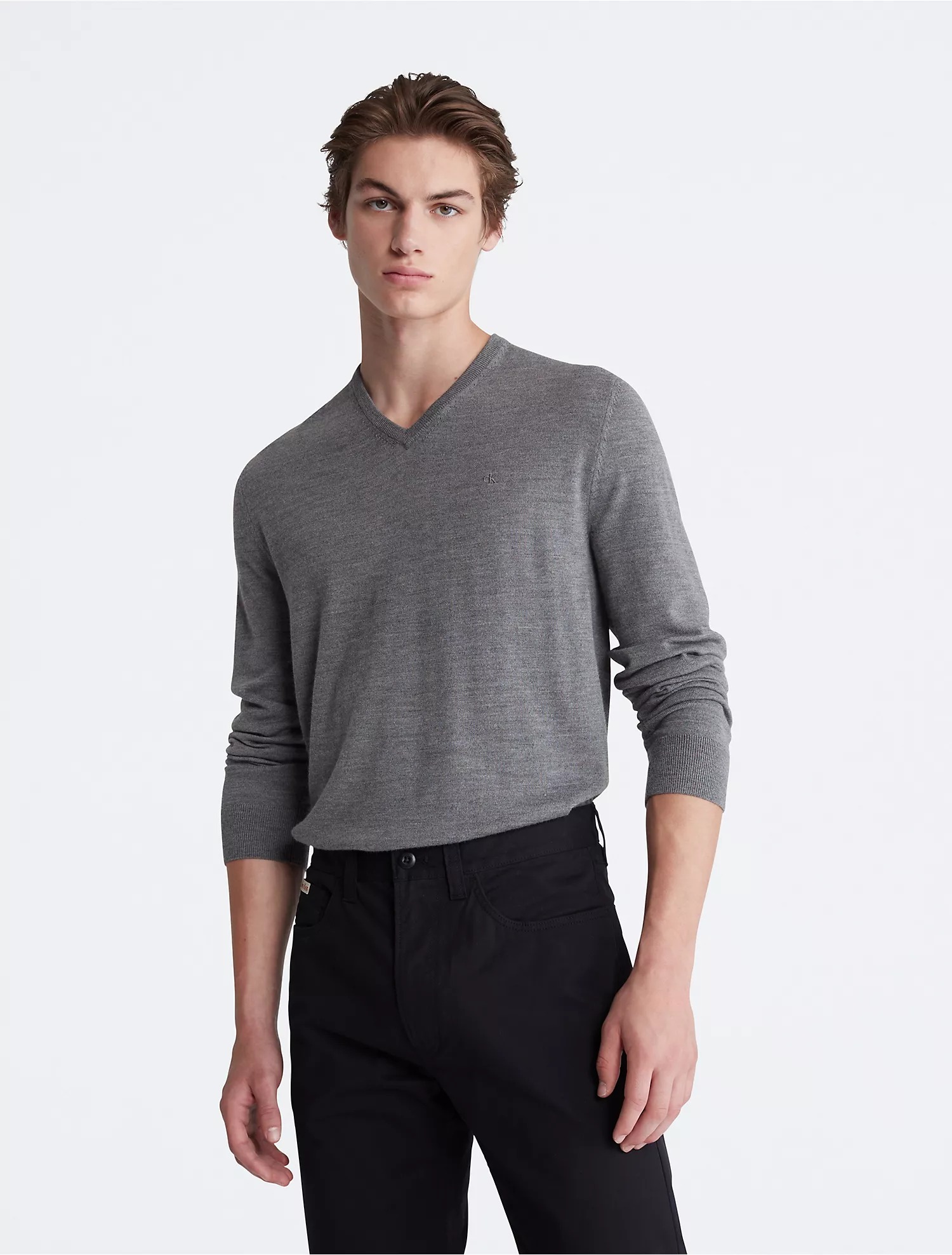 цена Свитер Calvin Klein Extra Fine Merino Wool Blend V-Neck, серый