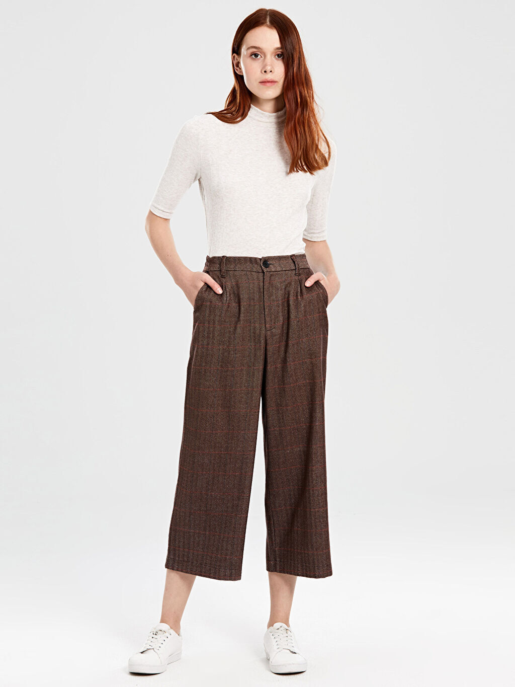 

Женские брюки удобной посадки LCW Casual