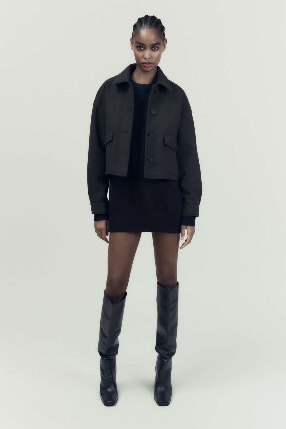 

Мягкая куртка с карманами ZARA, бутылка зеленая
