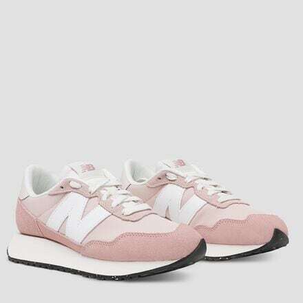 

237 Shifted Shoe женские New Balance, цвет Pink Sand/Pink Moon/White