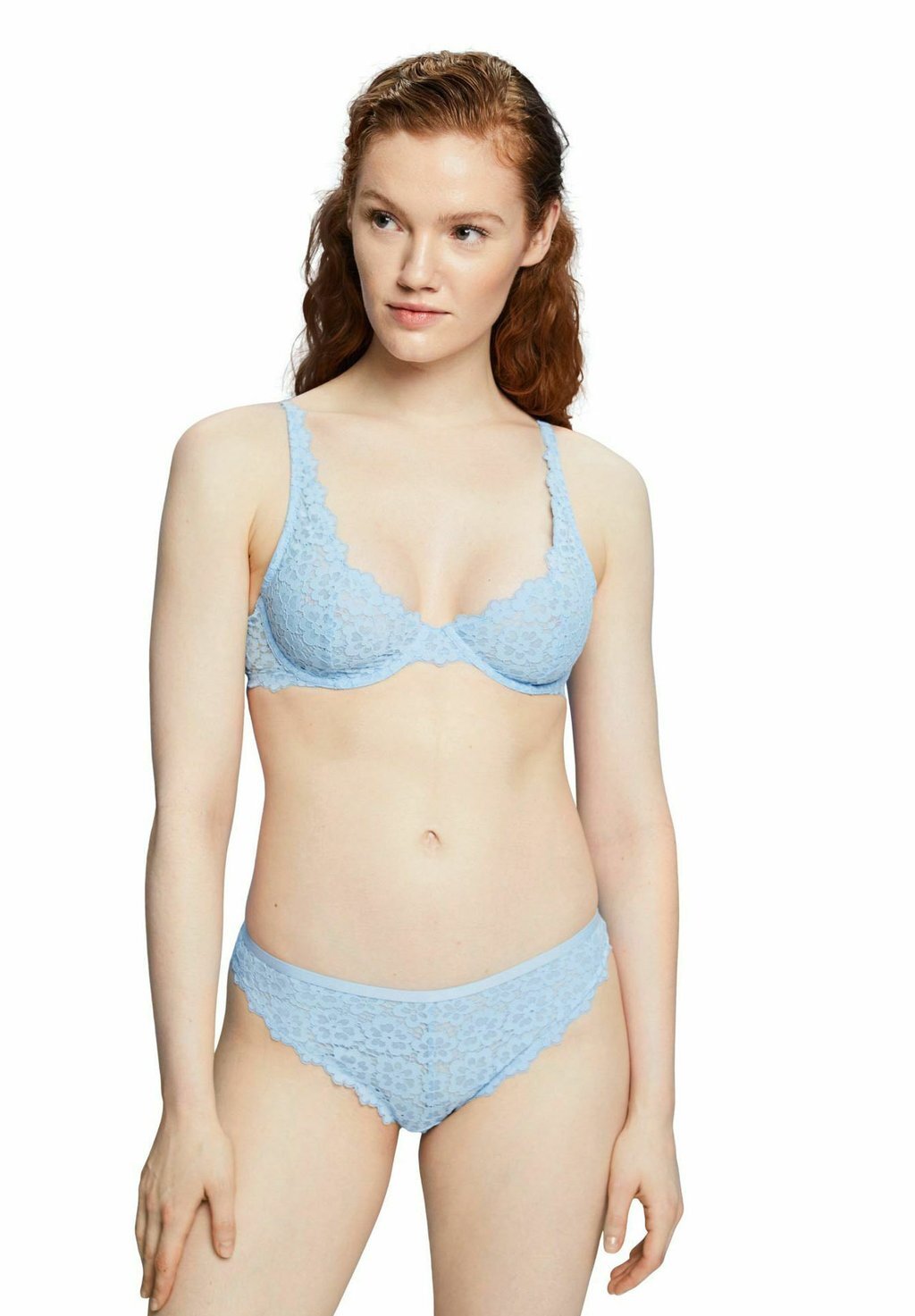 

Бюстгальтер на косточках Esprit