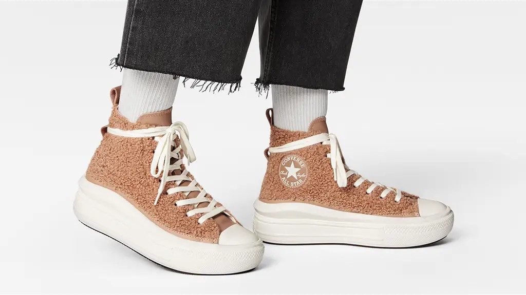 Converse chuck deals taylor tan