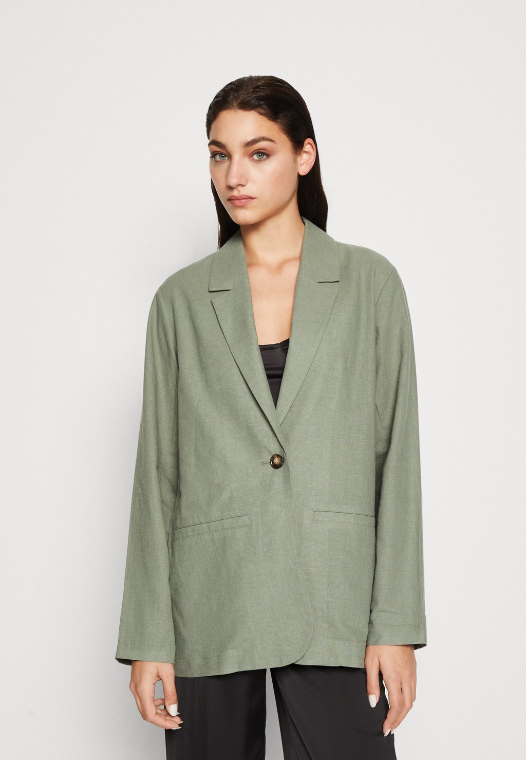 

Блейзер Monki