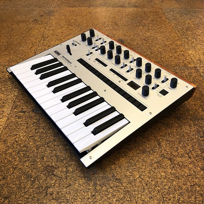 

Korg monologue Analog Synthesizer Silver