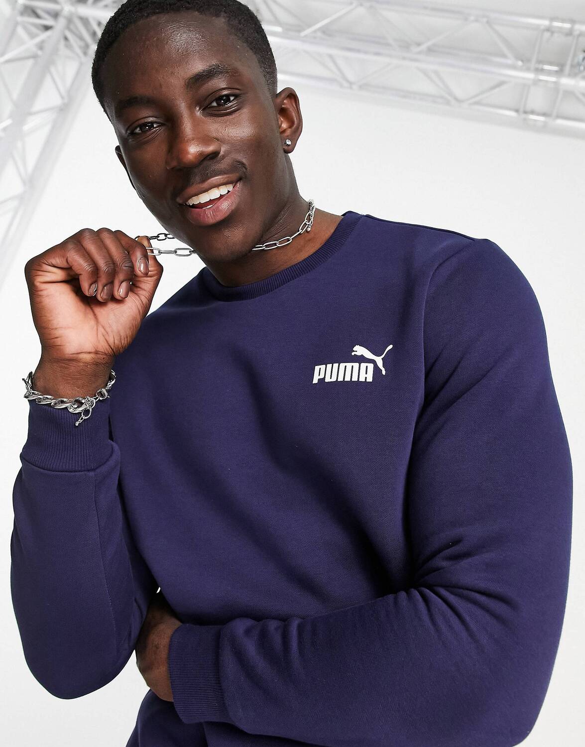 

Темно-синяя толстовка с небольшим логотипом Puma Essentials, Синий