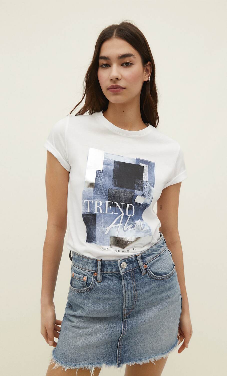 

Футболка с принтом фольгой Stradivarius, белый